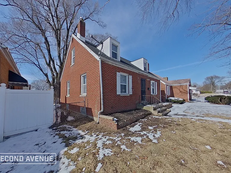 4772 Jefferson St — Photo 20