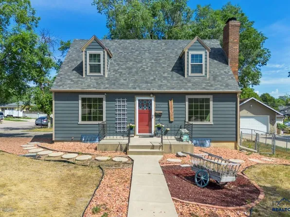 530 Saint Charles St, Rapid City, SD 57701