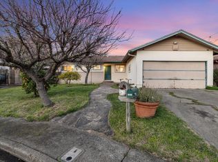 2921 Huron Ct, Santa Rosa, CA 95403