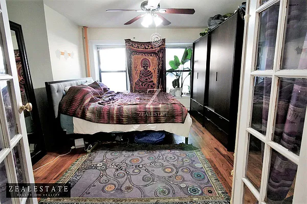Rented by ZealEstate Group Inc | media 5