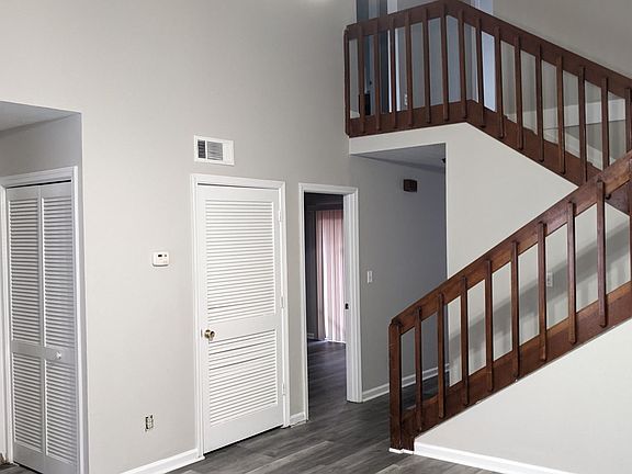 4th image of 5834 Trent Walk Dr