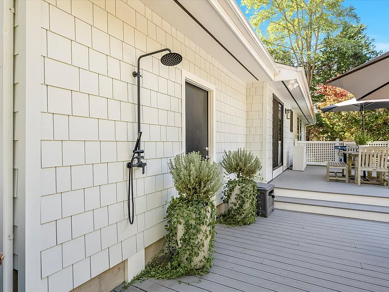 25 Nidzyn Ave — Photo 15