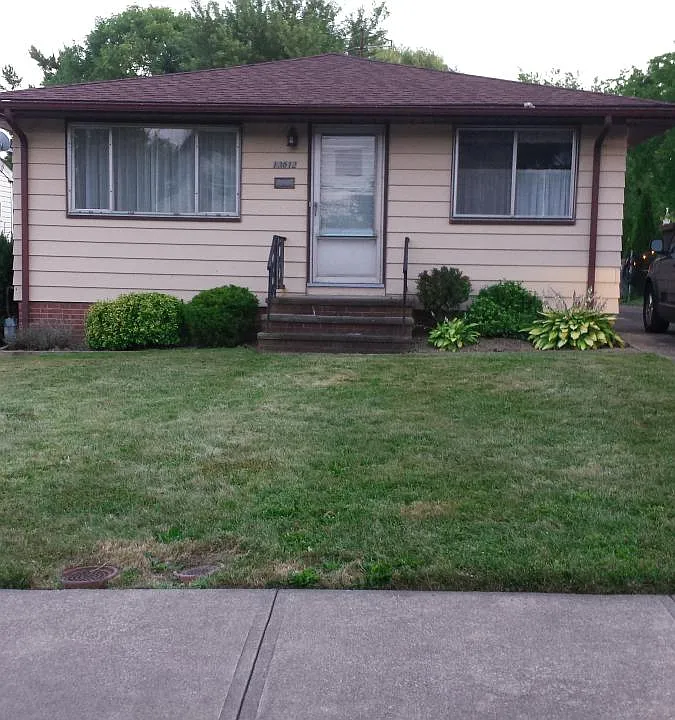 13612 Wolf Ave