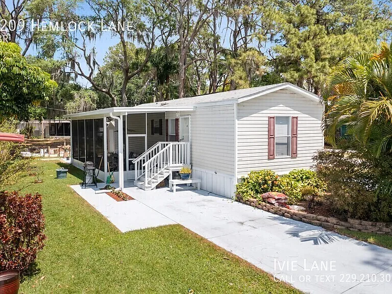 2209 Hemlock Ln — Photo 14