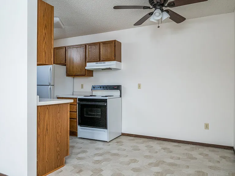 Barbary Knoll Apartments — Photo 12