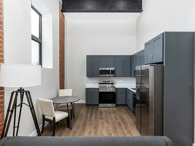 The Lofts on Pearl — Photo 36