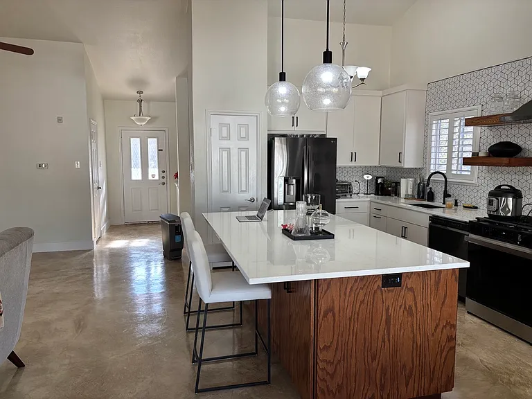 4100 Tamarack Trl — Photo 9