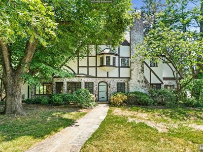 257 Greenway Rd, Ridgewood, NJ, 07450