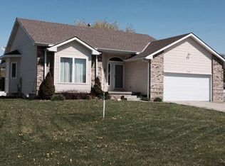 504 Eagle Ln, Underwood, IA 51576