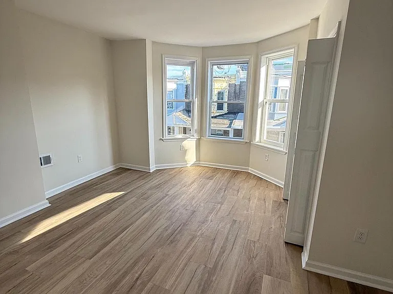 3029 Redner St — Photo 2