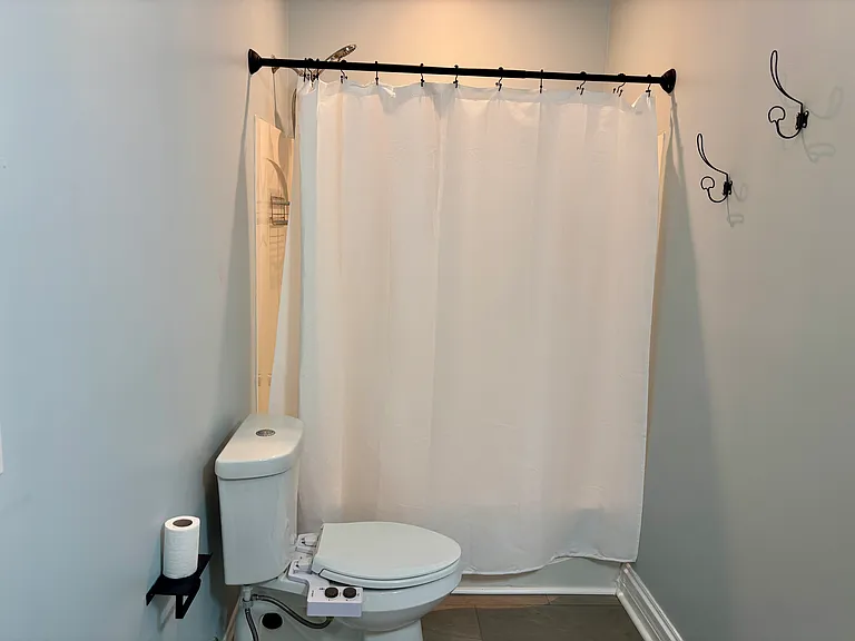 524 E Ormsby Ave — Photo 17