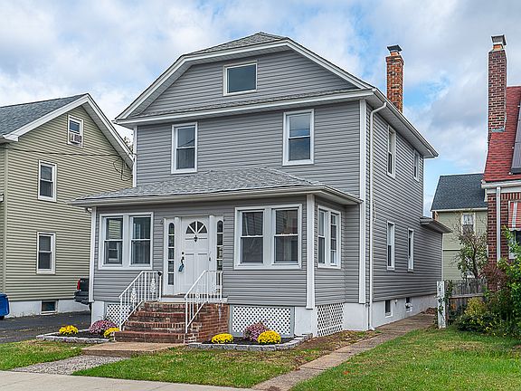 3rd image of 765-767 Emerson Ave