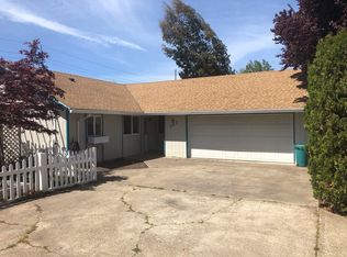 707 S Chehalem St, Newberg, OR 97132