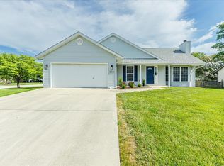 3279 Cedarspring Ct, Shiloh, IL 62221