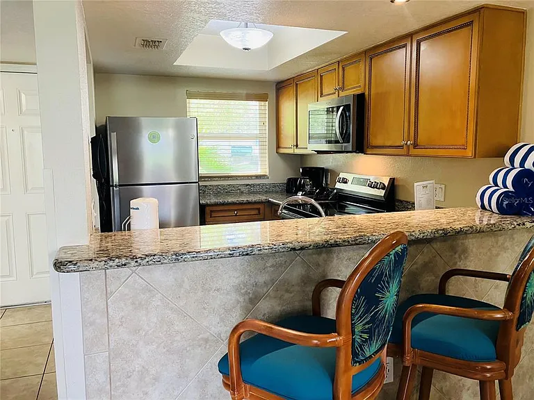 1110 Spaceport Ct — Photo 4