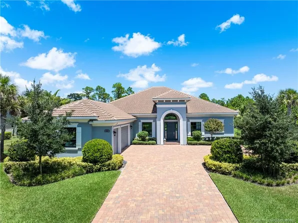 2865 SW English Garden Dr, Palm City, FL 34990