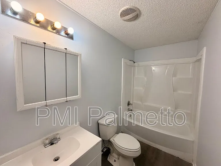 119 Chatham Cir — Photo 18