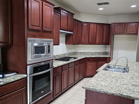 tons of kitchen storage