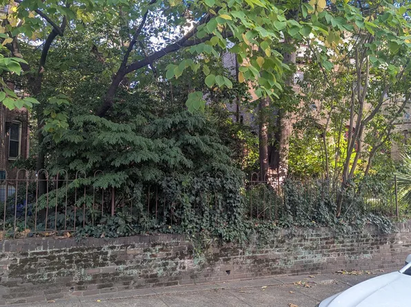 513 S 46th St, Philadelphia, PA 19143