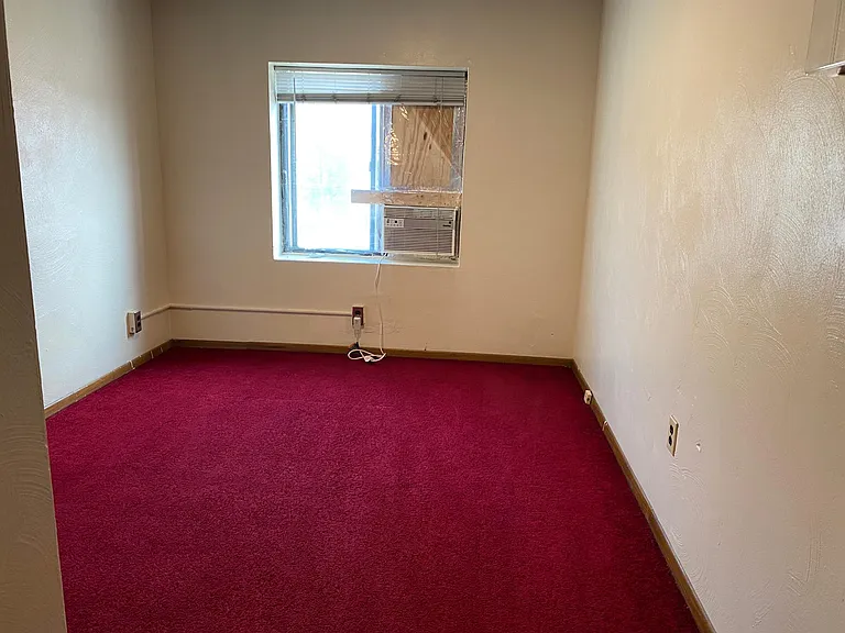 294 Craft Ave #1 — Photo 3