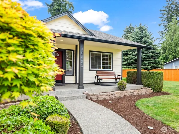 10423 26th Avenue E, Tacoma, WA 98445