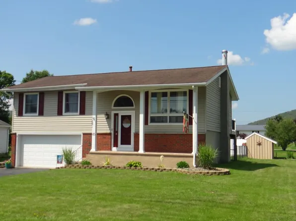 45 Crestview Dr W, Pine City, NY 14871