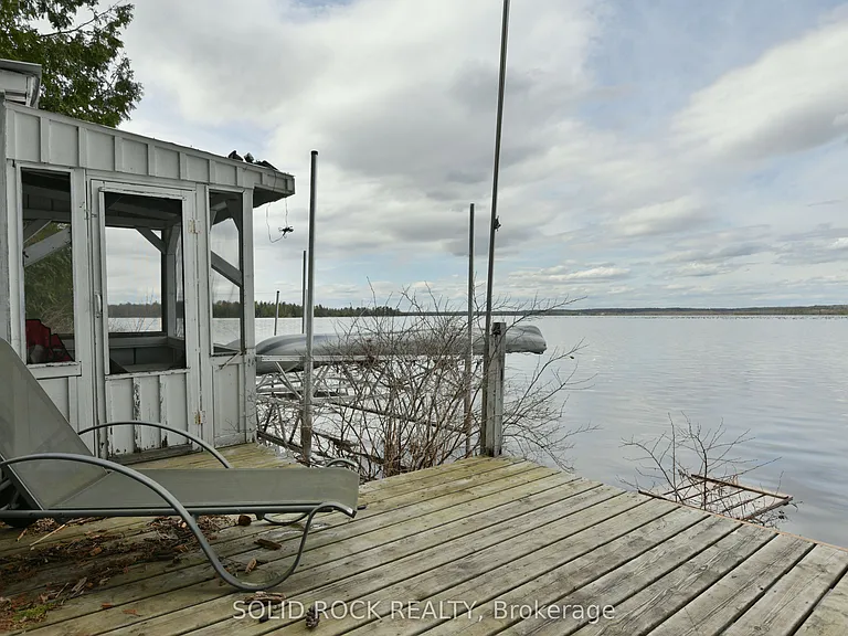 2496 River Rd — Photo 2