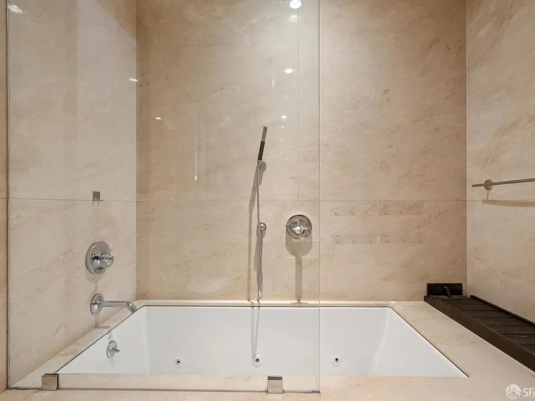 527 Greenwich St #A — Photo 7