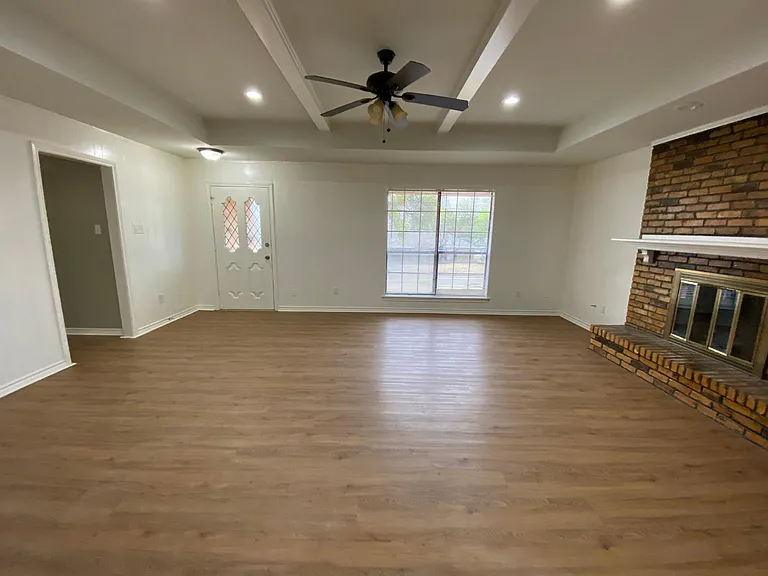 307 Wildwood Ln — Photo 14