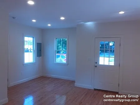 1 bed, 1.0 bath, $2,500 — Photo 3