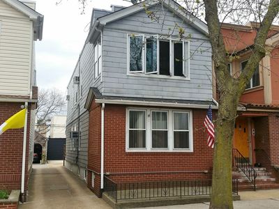 7018 67th St, Glendale, NY, 11385