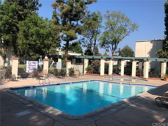 3rd image of 5700 Etiwanda Ave