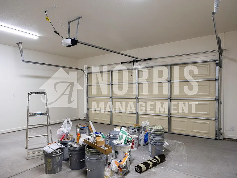 12532 W Delwood Dr — Photo 31