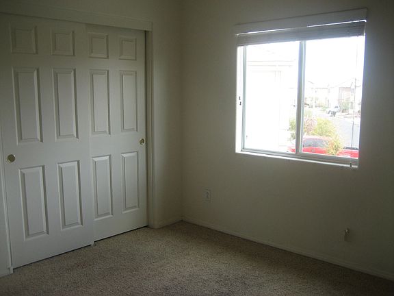 5th image of 4138 Story Rock St
