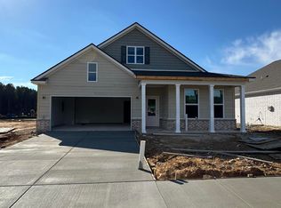 68 Harvest Dance Dr, Byhalia, MS 38611