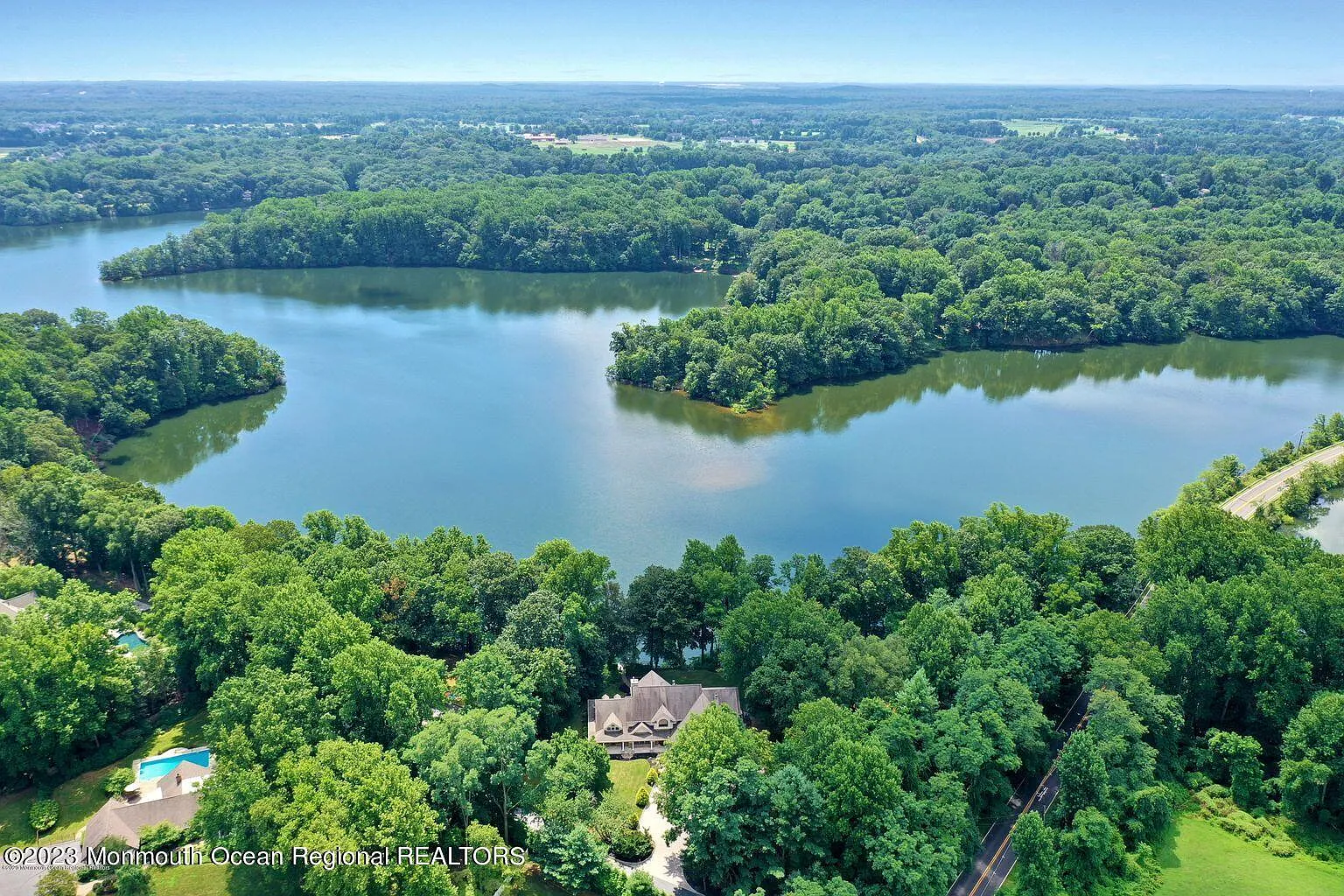 7 bed, 7.0 bath, 5636 sqft, $25,000 — Photo 1