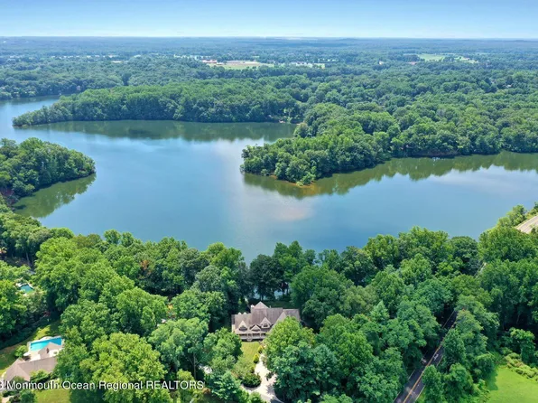 67 Phalanx Rd, Lincroft, NJ 07738