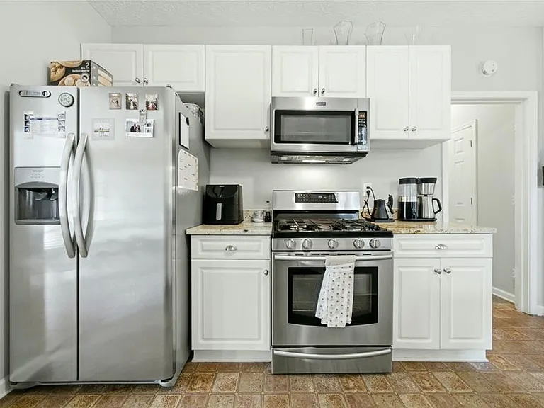 983 Aspen Dr — Photo 13