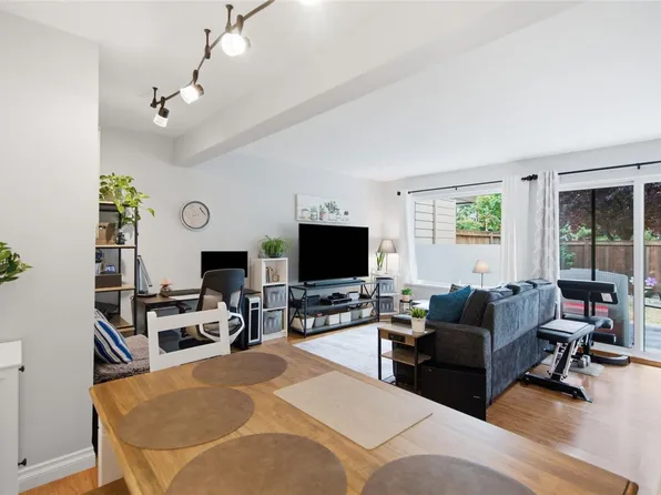 267 Corfield St S #21, Parksville, BC V9P 1M4