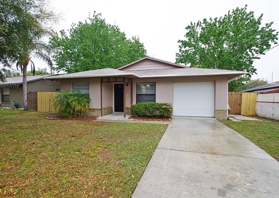 1st image of 440 Slumber Ln
