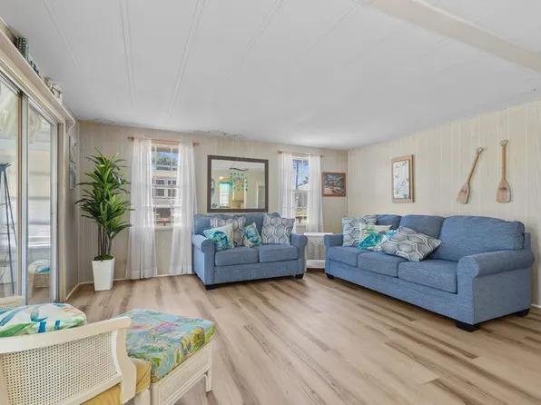 1203 2nd Ave, Steinhatchee, FL 32359