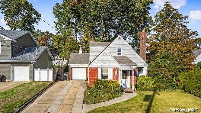 1st image of 381 Oakford Street
