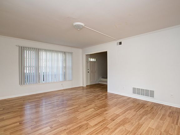 4th image of 5115 B Lawndale Dr