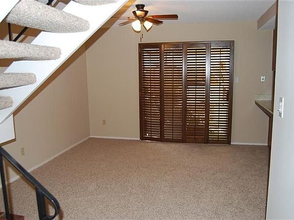 4th image of 1978 Benita Dr Unit 2