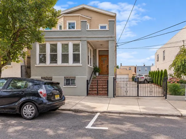 1307 10th St #1, North Bergen, NJ 07047