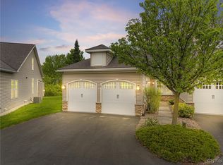 119 Star Gaze Cir, Fayetteville, NY 13066