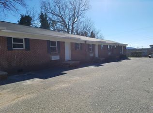 238 9th Avenue Pl SW APT 13, Hickory, NC 28602