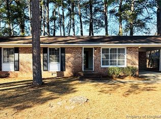 257 Fawn Rd, Fayetteville, NC 28303
