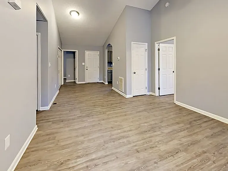 2806 Dellinger Dr — Photo 10