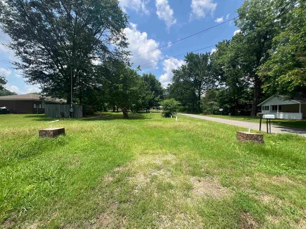 303 Washington St, Ward, AR 72176